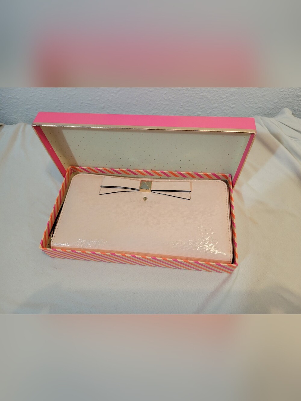 Authentic Kate Spade Beacon Court Nisha Wallet